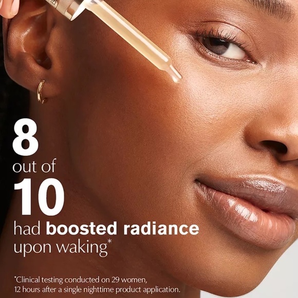 Estée Lauder's Advanced Night Repair Synchronized Multi-Recovery Complex Serum - Picture 5 of 7